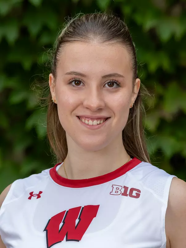Wisconsin Badgers 2024 Volleyball headshot of Una Vajagic (1), Aug. 29, 2024, in Madison, Wis. (Photo by David Stluka/Wisconsin Athletic Communications)