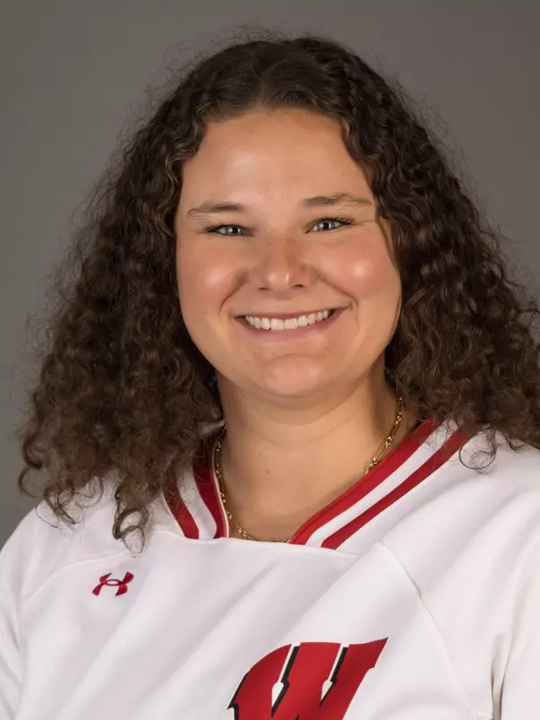 Molly Jacobson of the University of Wisconsin softball team poses for his headshot September 4, 2024 in Madison, Wisconsin.
Photo by Tom Lynn/Wisconsin Athletic Communications