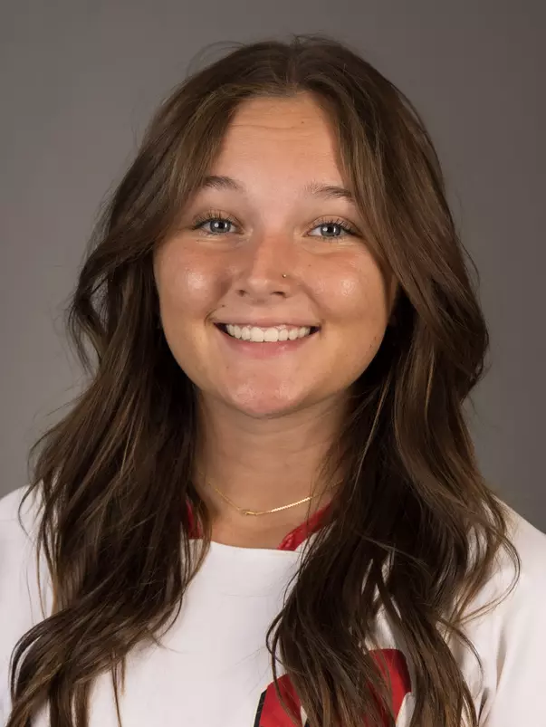 Kaylie Whidden of the University of Wisconsin softball team poses for his headshot September 4, 2024 in Madison, Wisconsin.
Photo by Tom Lynn/Wisconsin Athletic Communications