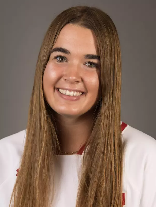 Hilary Blomberg of the University of Wisconsin softball team poses for his headshot September 4, 2024 in Madison, Wisconsin.
Photo by Tom Lynn/Wisconsin Athletic Communications