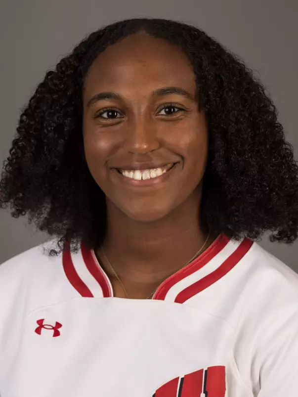 Emma King of the University of Wisconsin softball team poses for his headshot September 4, 2024 in Madison, Wisconsin.
Photo by Tom Lynn/Wisconsin Athletic Communications