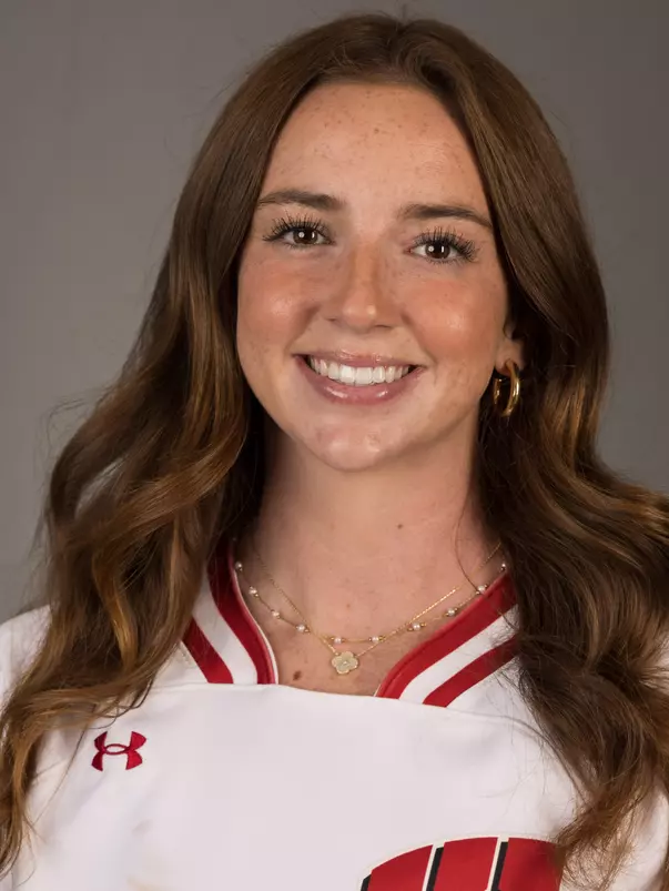 rylie crane of the University of Wisconsin softball team poses for his headshot September 4, 2024 in Madison, Wisconsin.
Photo by Tom Lynn/Wisconsin Athletic Communications