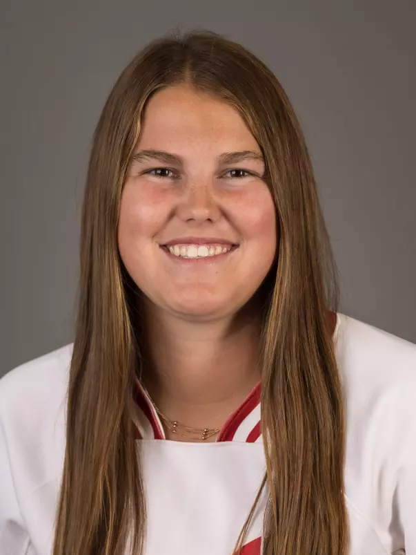 Ellie Hubbard of the University of Wisconsin softball team poses for his headshot September 4, 2024 in Madison, Wisconsin.
Photo by Tom Lynn/Wisconsin Athletic Communications