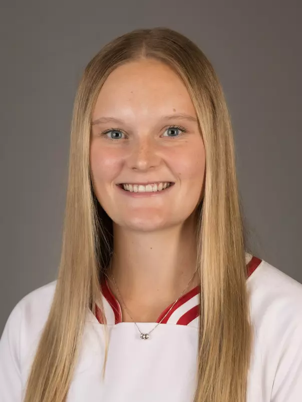 Emmy Wells of the University of Wisconsin softball team poses for his headshot September 4, 2024 in Madison, Wisconsin.
Photo by Tom Lynn/Wisconsin Athletic Communications