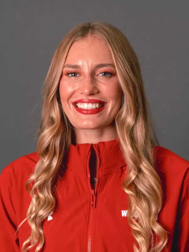 Mya Bunke headshot 2.0 2025