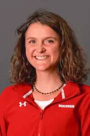 Bella Jacobsen headshot 2025