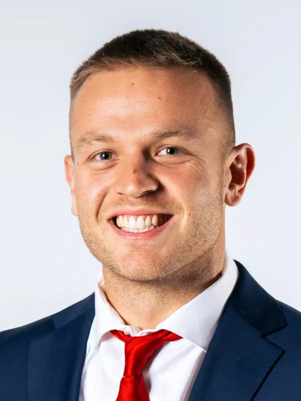 Brad Davison Headshot