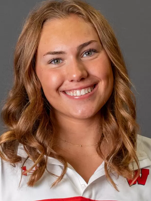 Hailey Tierney Head Shot