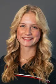 Leah Pereira head shot