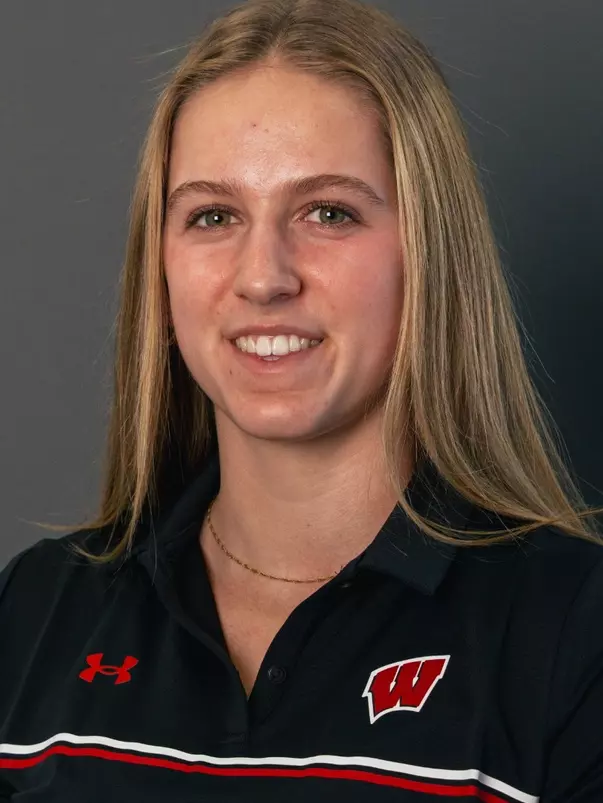 Megan Gruber head shot