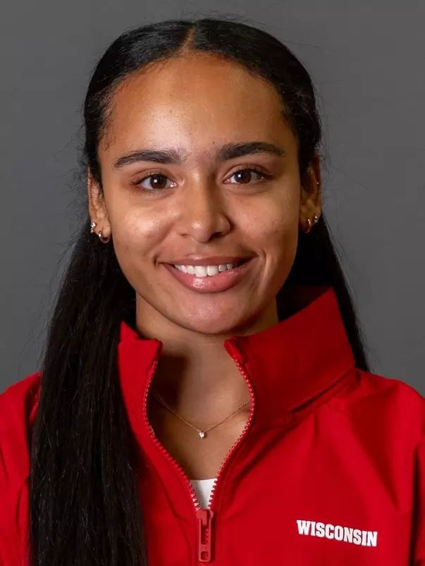 Sydney Robinson headshot 2025