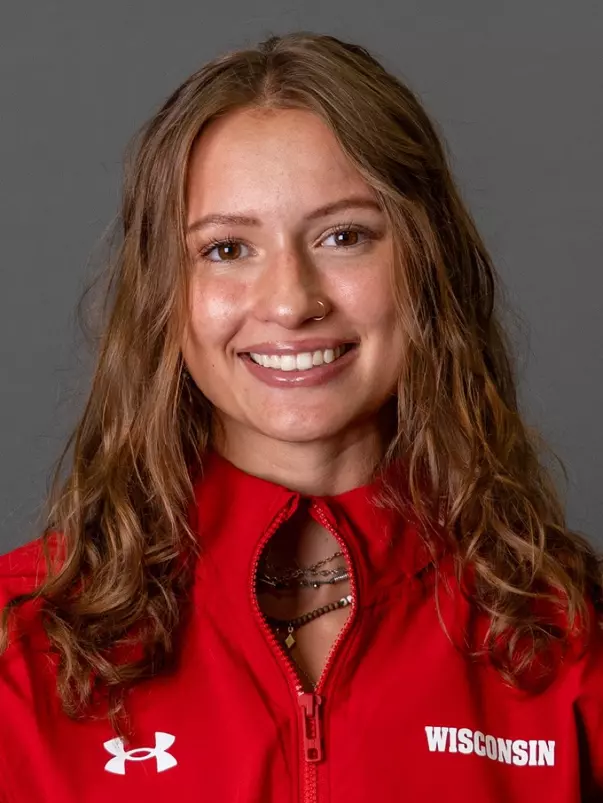 Shaina Zinter headshot 2025