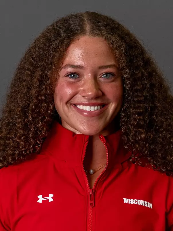 Elissa Perkins headshot 2025