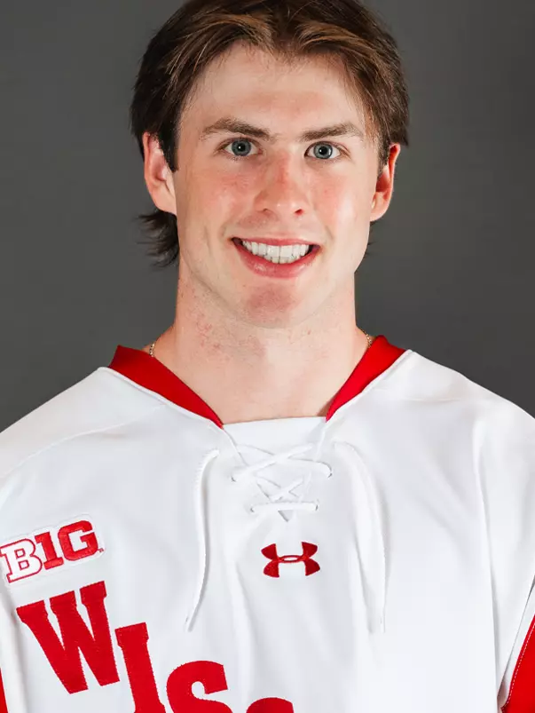 Oliver Tulk headshot