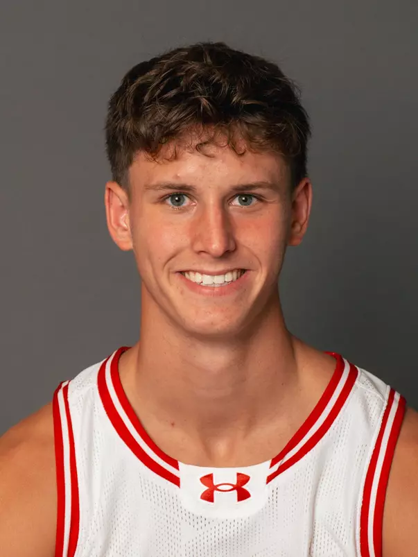 Zach Kinziger headshot