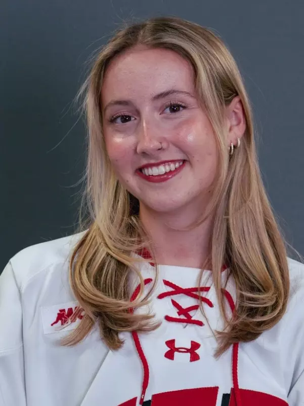 Chloe Baker Headshot