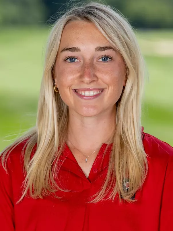 Headshot of Wisconsin Badgers Women’s golfer Izzi Stricker. (Photo by David Stluka/Wisconsin Athletic Communications)