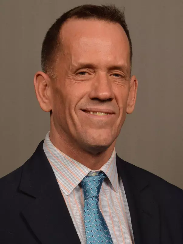 Greg Myhr Head Shot