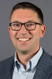 Adam Barnes