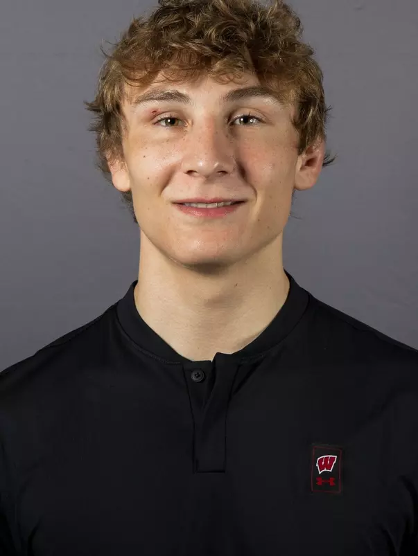 Simon Kruse Headshot