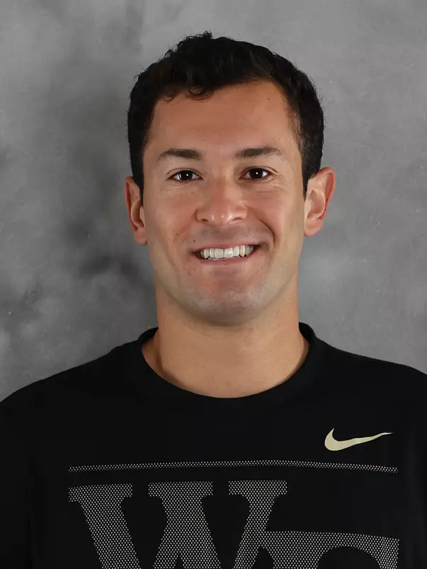 Eduardo Nava 2022 Headshot