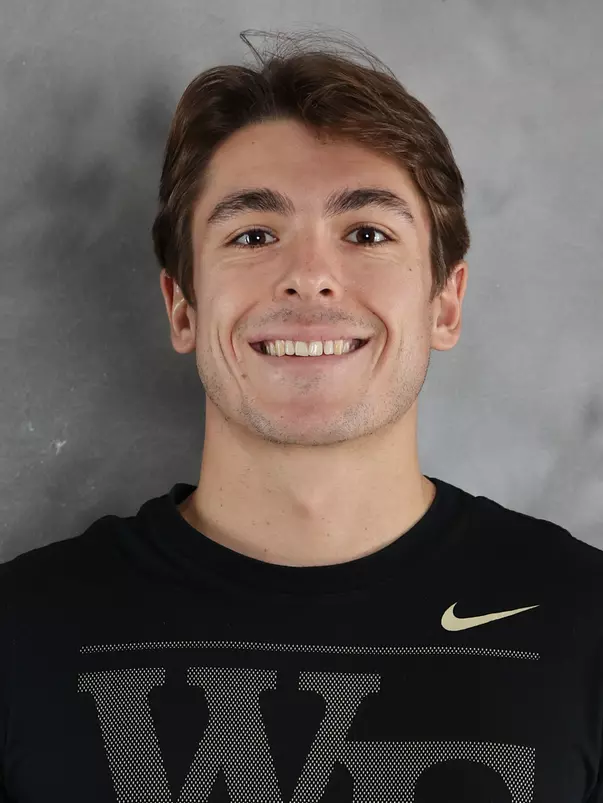 Jakob Schnaitter 2022 Headshot