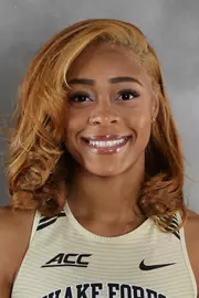 Lexi Lay 2022 Headshot