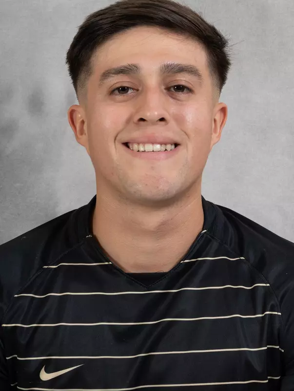 Omar Hernandez 2022 Headshot