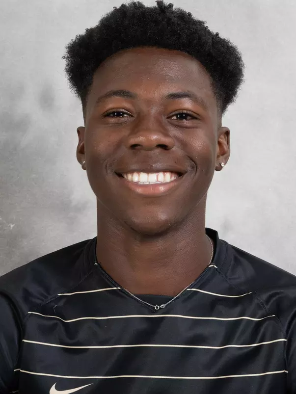 Roald Mitchell 2022 Headshot