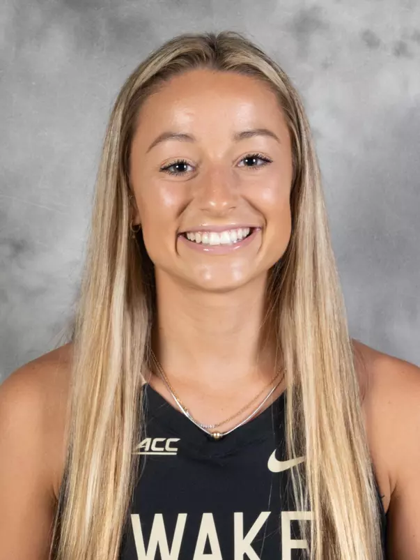 Meredith_Medvetz_Headshot