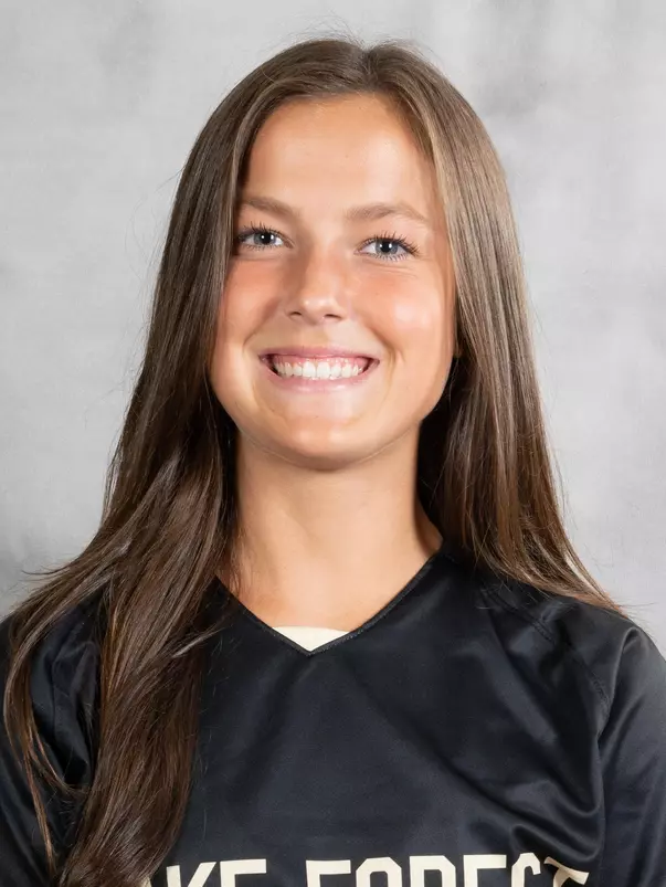 Carly Wilson Headshot