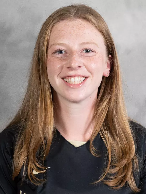 Sasha Schwartz Headshot