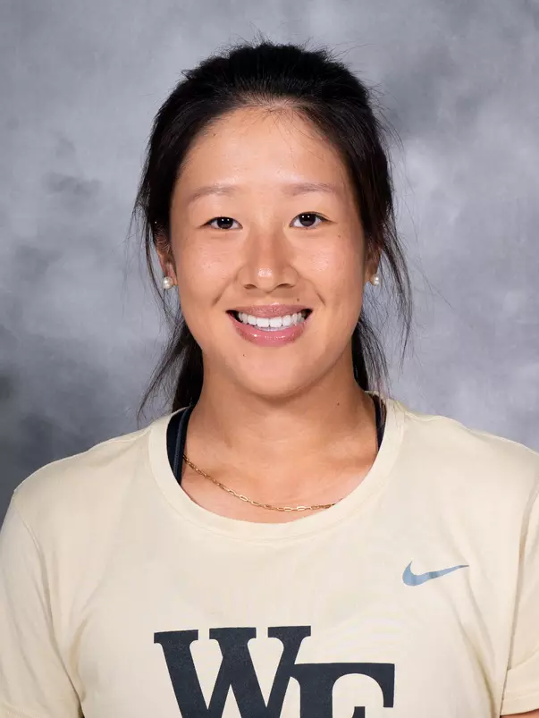 Jingyi Li
