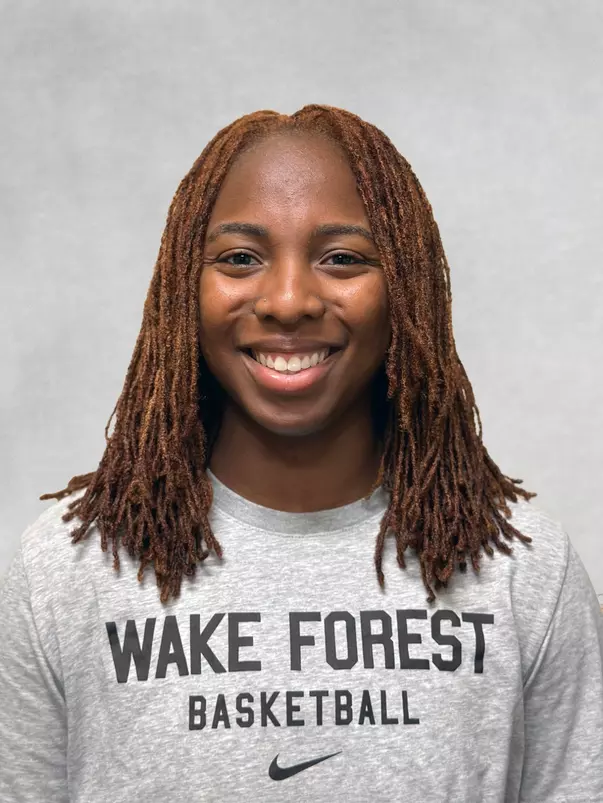 Nia Randall Headshot