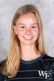 Kristin Headshot