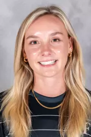 Olivia DeMarinis Headshot