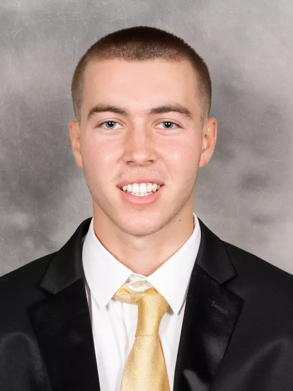 Zachary Zinger Headshot