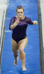 Huskies Finish Third At Seattle Regional