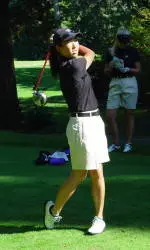 Husky Golfers Rally for Second-Place Finish