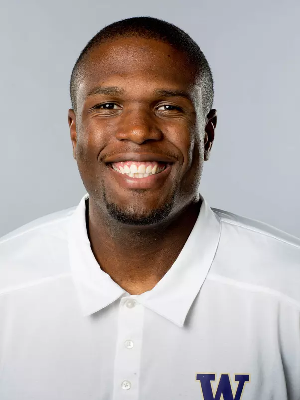 Da'Mon Perry Headshot