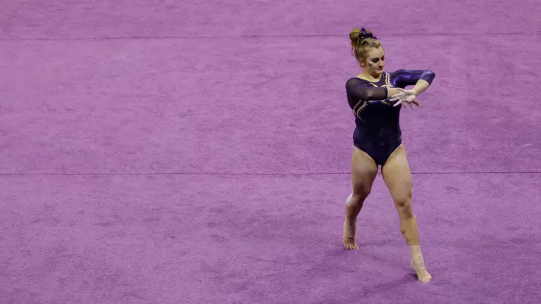 Washington Posts 196.200 Against Stanford