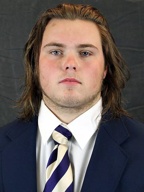 Coleman Shelton head shot