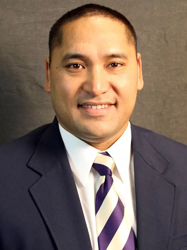 Ikaika Malloe head shot