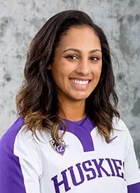 Kirstyn Thomas Headshot