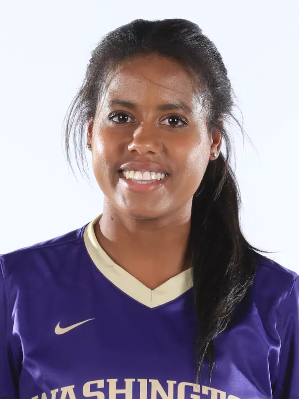 Dominique Bond-Flasza