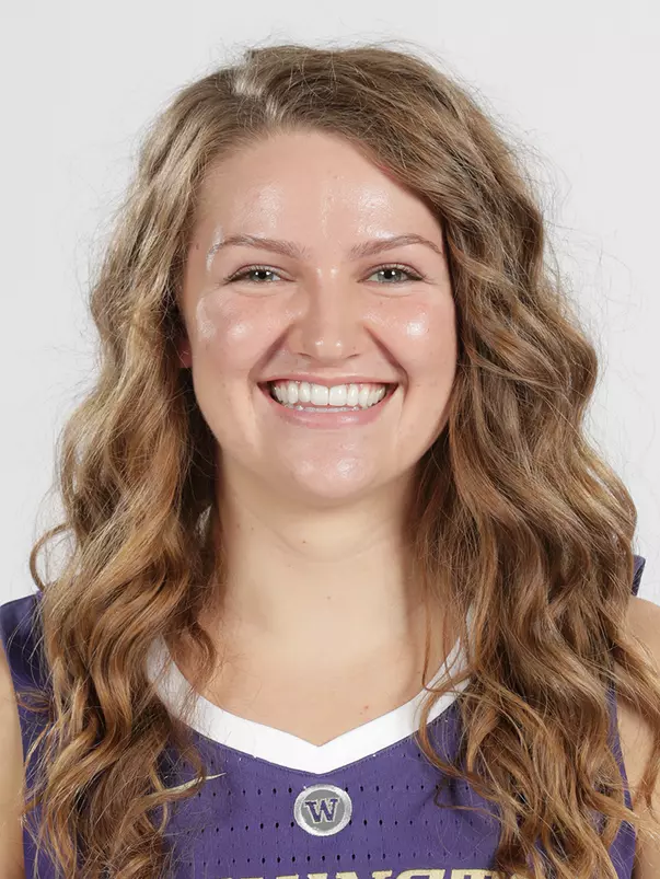 Jenna Moser Head Shot