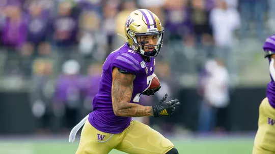 Proud Texan Aaron Fuller Now Bleeds Purple And Gold