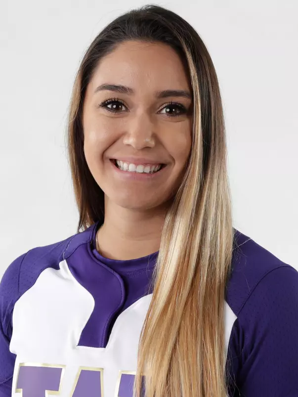 Taryn Atlee Headshot