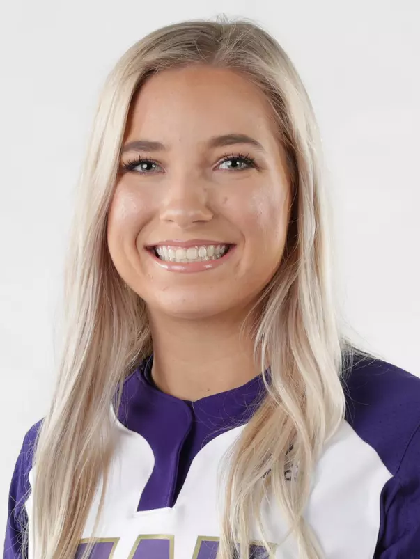 Kelley Lynch Headshot