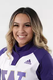 Ari Quinones Headshot